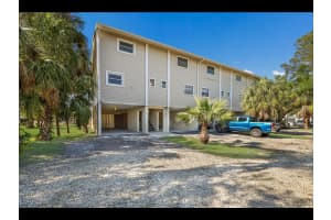 4001 GULF DRIVE, HOLMES BEACH, FL 34217 Sold 06/05/25