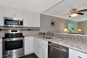 2760 COCONUT BAY LANE, SARASOTA, FL 34237 Sold 09/24/24