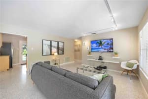 2575 HYDE PARK STREET, SARASOTA, FL 34239 Sold 10/30/24
