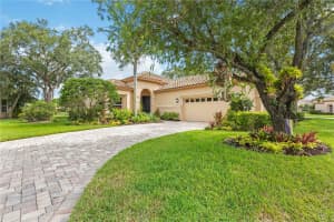 7065 DEL LAGO DRIVE, SARASOTA, FL 34238 Sold 10/25/24