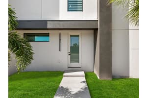 2170 FRUITVILLE ROAD, SARASOTA, FL 34237 - MLS#MFRA4620441