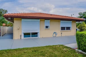 6510 AUBURN AVENUE, BRADENTON, FL 34207 Sold 09/18/24