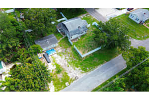 707 35TH STREET, BRADENTON, FL 34205 Sold 10/18/24