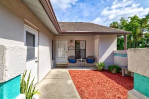 416 40TH COURT, PALMETTO, FL 34221 Sold 11/27/24