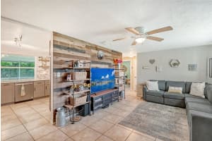 4435 DRAKE BOULEVARD, BRADENTON, FL 34203 Sold 10/03/24