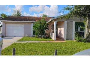 10105 PEPPERIDGE COURT, TAMPA, FL 33615 Sold 10/21/24