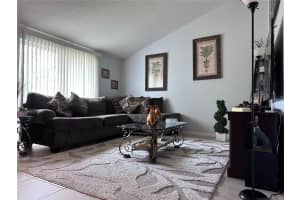 10105 PEPPERIDGE COURT, TAMPA, FL 33615 Sold 10/21/24