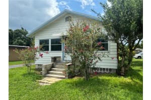4920 MCINTOSH ROAD, SARASOTA, FL 34233 Sold 02/10/25