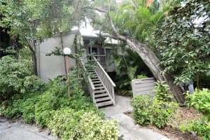 1601 PELICAN POINT DRIVE, SARASOTA, FL 34231 - MLS#MFRA4620984