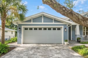 2585 HYDE PARK STREET, SARASOTA, FL 34239 Sold 10/25/24
