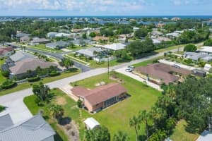208 MONTANA AVENUE, NOKOMIS, FL 34275 Sold 01/21/25