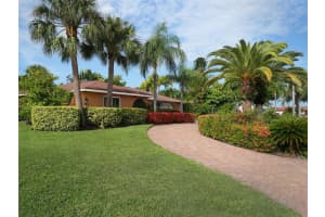 7137 WESTMORELAND DRIVE, SARASOTA, FL 34243 Sold 10/16/24