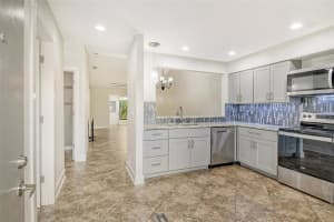 2716 60TH AVENUE DRIVE, BRADENTON, FL 34207 Sold 11/04/24