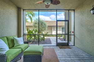 5527 PALMER CIRCLE, BRADENTON, FL 34211 Sold 10/25/24
