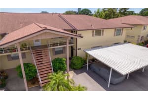 4666 TIPPECANOE TRAIL, SARASOTA, FL 34233 Sold 10/04/24