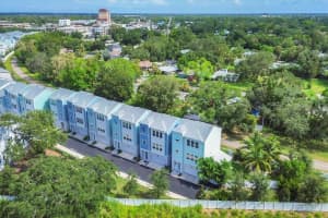 455 WINGFIELD DRIVE, SARASOTA, FL 34237 Sold 12/23/24