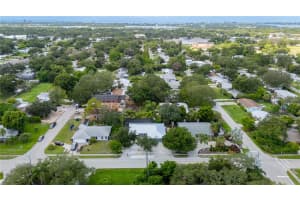 4342 RIVERWOOD AVENUE, SARASOTA, FL 34231 Sold 11/20/24