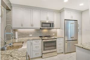 210 SANTA MARIA STREET, VENICE, FL 34285 - MLS#MFRA4621371