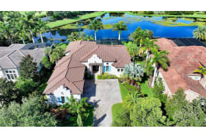 8308 PORTLIGHT COURT, LAKEWOOD RANCH, FL 34202 Sold 12/09/24