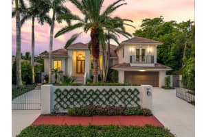 387 WASHINGTON DRIVE, SARASOTA, FL 34236 Sold 10/01/24