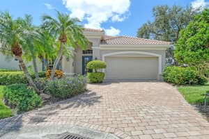 7108 RUE DE PALISADES #17, SARASOTA, FL 34238 Sold 10/15/24
