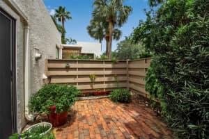 351 SPRINGDALE DRIVE, BRADENTON, FL 34210 Sold 01/13/25