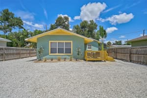 2275 BAHIA VISTA STREET, SARASOTA, FL 34239 Sold 10/23/24