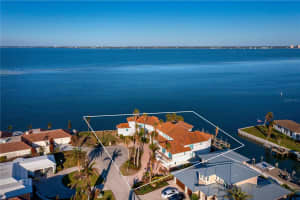 596 YAWL LANE, LONGBOAT KEY, FL 34228 Sold 02/25/25