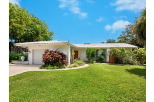 302 MENDEZ DRIVE, SARASOTA, FL 34243 Sold 08/28/25