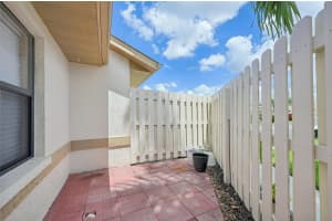 2911 64TH STREET, BRADENTON, FL 34209 Sold 12/02/24