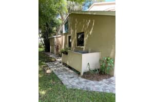 4737 VILLAGE GARDENS DRIVE, SARASOTA, FL 34234 Sold 10/25/24