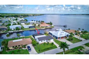 5201 FORBES TERRACE, PORT CHARLOTTE, FL 33981 Sold 10/07/24