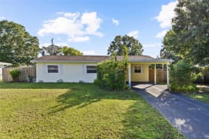 1926 CRAMPTON AVENUE, SARASOTA, FL 34235 Sold 01/15/25