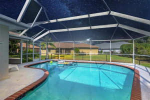 5614 29TH STREET CIRCLE, BRADENTON, FL 34203 Sold 01/23/25