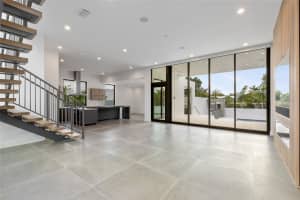1160 CENTER PLACE, SARASOTA, FL 34236 Sold 12/04/24
