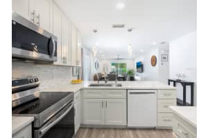 2535 BROWNING STREET, SARASOTA, FL 34237 Sold 12/06/24