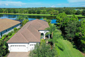 7204 WHITTLEBURY TRAIL, BRADENTON, FL 34202 Sold 12/02/24