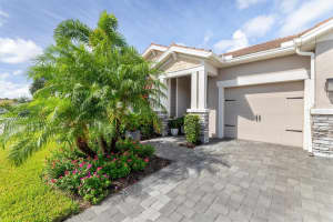 5585 LONG SHORE LOOP, SARASOTA, FL 34238 Sold 11/01/24