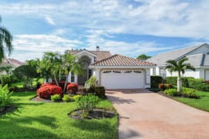 5822 FAIRWAY LAKES DRIVE, SARASOTA, FL 34243 Sold 01/31/25