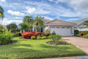 5822 FAIRWAY LAKES DRIVE, SARASOTA, FL 34243 Sold 01/31/25