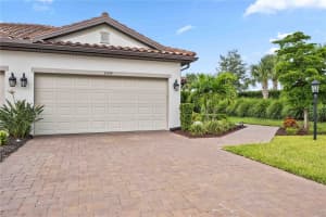 6304 PLATEAU COURT, BRADENTON, FL 34203 Sold 02/13/25