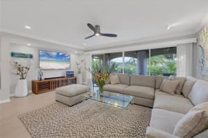 5572 CHANTECLAIRE #9, SARASOTA, FL 34235 Sold 11/12/24