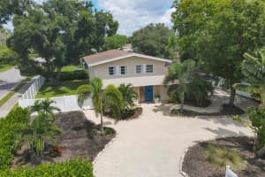 3003 BAY STREET, SARASOTA, FL 34237 Sold 11/04/24