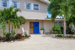 3003 BAY STREET, SARASOTA, FL 34237 Sold 11/04/24