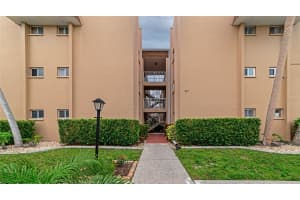 1520 GLEN OAKS DRIVE, SARASOTA, FL 34232 Sold 12/06/24