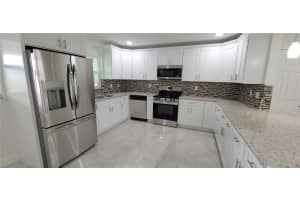 2804 4TH STREET, BRADENTON, FL 34208 Sold 11/15/24