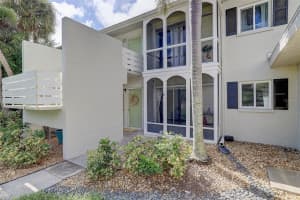 2304 RINGLING BOULEVARD, SARASOTA, FL 34237 Sold 02/28/25