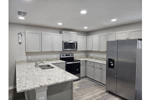 1140 8TH AVENUE, BRADENTON, FL 34208 Sold 10/10/24