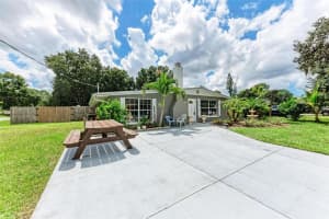 2201 STRATFORD DRIVE, SARASOTA, FL 34232 Sold 10/21/24