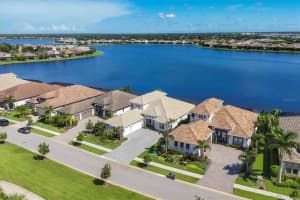 8172 GRANDE SHORES DRIVE, SARASOTA, FL 34240 Sold 12/09/24